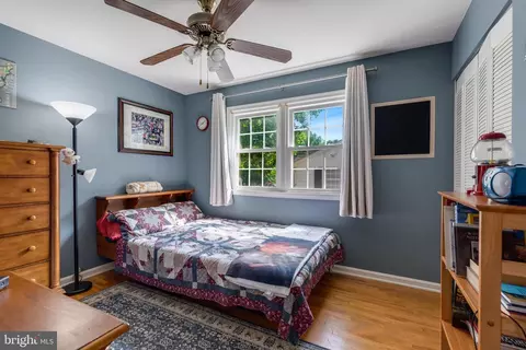 Bedroom - 6006 Merryvale Ct, Springfield, VA 22152 photo 5 of 5