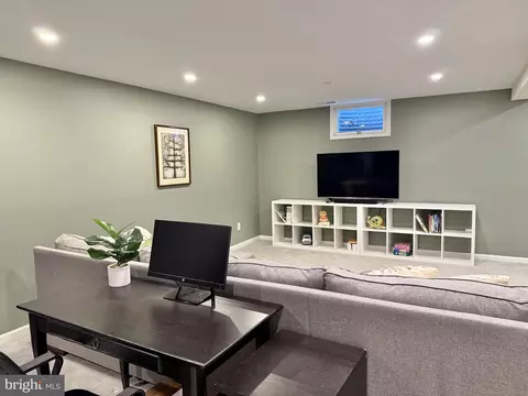 Other - 7024 Alicent Pl, Mclean, VA 22101 photo 3 of 10