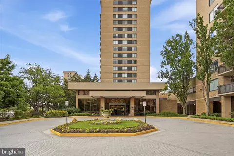 3709 S George Mason Dr #707, Falls Church, VA 22041