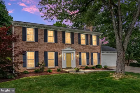 9617 Verdict Dr, Vienna, VA 22181