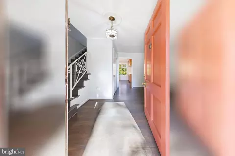 Entry Way - 6800 Quebec Ct, Springfield, VA 22152 photo 1 of 4