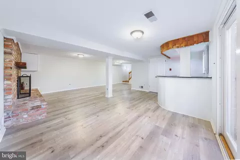Living - 6800 Quebec Ct, Springfield, VA 22152 photo 8 of 8
