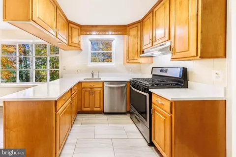 Kitchen - 6800 Quebec Ct, Springfield, VA 22152 photo 2 of 3