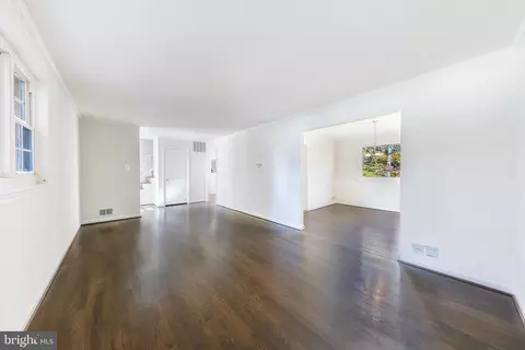Living - 6800 Quebec Ct, Springfield, VA 22152 photo 3 of 8