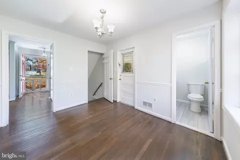 Entry Way - 6800 Quebec Ct, Springfield, VA 22152 photo 2 of 4