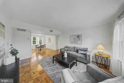 6607 Potomac Ave #C2, Alexandria, VA 22307