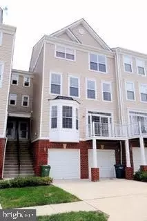 2507 Einstein St #223, Herndon, VA 20171