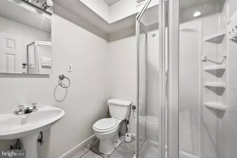 Bath - 7506 Irene Ct, Springfield, VA 22153 photo 6 of 6
