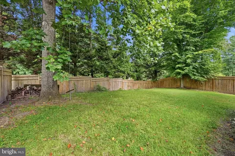 Exterior - 7506 Irene Ct, Springfield, VA 22153 photo 4 of 9