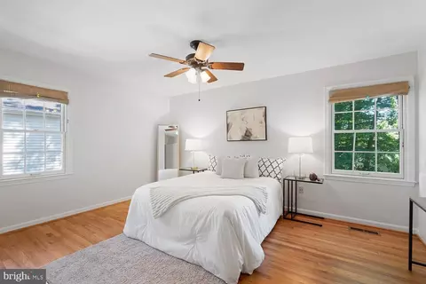 Bedroom - 9501 Wallingford Dr, Burke, VA 22015 photo 5 of 5