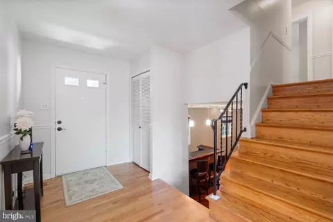 Entry Way - 9501 Wallingford Dr, Burke, VA 22015 photo 1 of 1