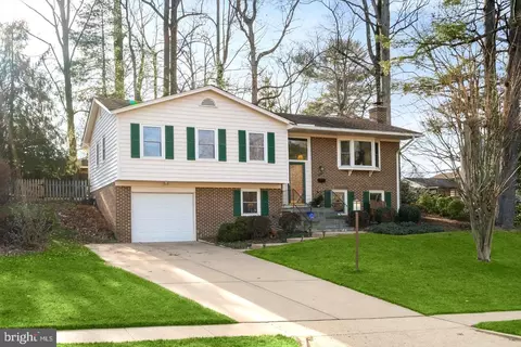 8407 Georgian Way, Annandale, VA 22003