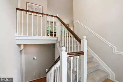 Entry Way - 7601 Cervantes Ct, Springfield, VA 22153 photo 4 of 5