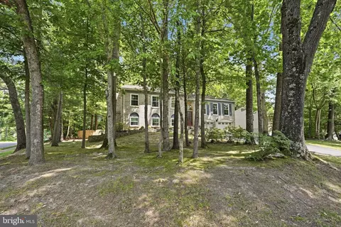 Exterior - 7601 Cervantes Ct, Springfield, VA 22153 photo 2 of 7
