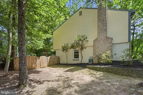 Exterior - 7601 Cervantes Ct, Springfield, VA 22153 photo 7 of 7