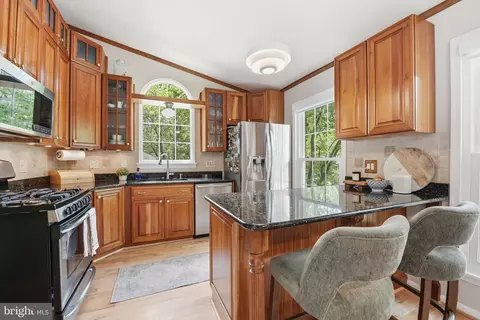 Kitchen - 7601 Cervantes Ct, Springfield, VA 22153 photo 5 of 6