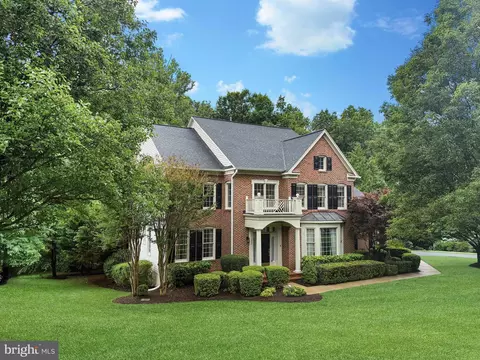 11885 Shaker Meadows Ct, Herndon, VA 20170