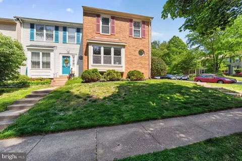 Exterior - 7265 Kousa Ln, Springfield, VA 22152 photo 8 of 12