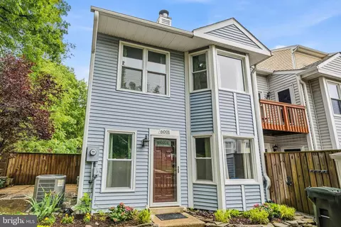 6001 Rabbit Hill Ct, Centreville, VA 20121