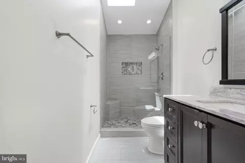 Entry Way - 1609 Oak Spring Way, Reston, VA 20190 photo 2 of 6