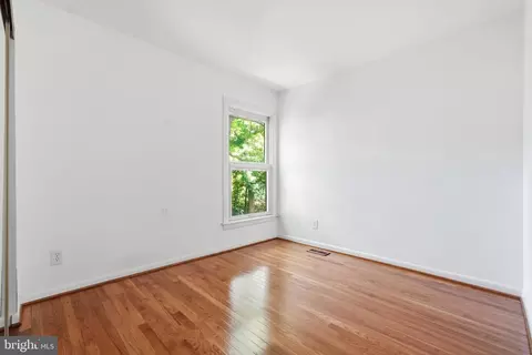 Bedroom - 1609 Oak Spring Way, Reston, VA 20190 photo 2 of 3