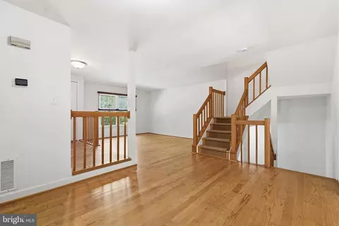 Living - 1609 Oak Spring Way, Reston, VA 20190 photo 5 of 10