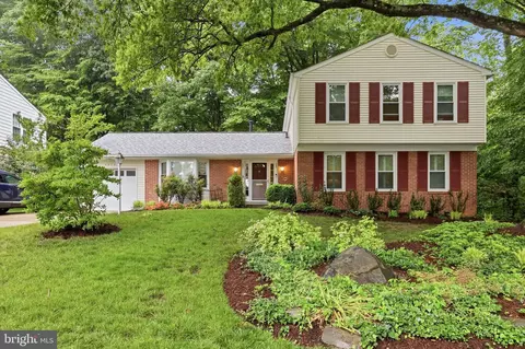 4908 Woodland Way, Annandale, VA 22003