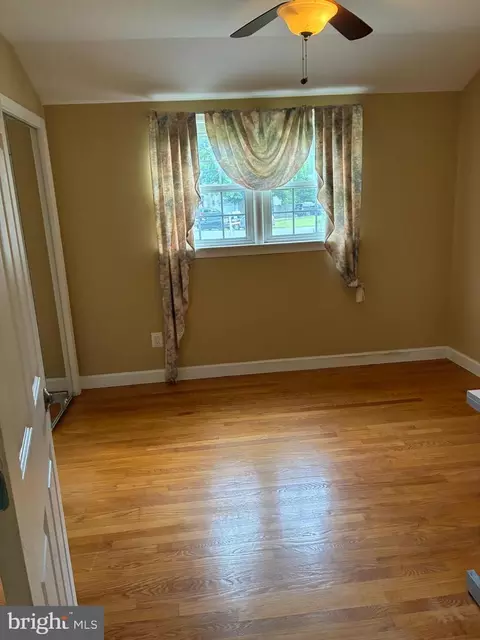 6501 Terry Dr, Springfield, VA 22150 photo 7