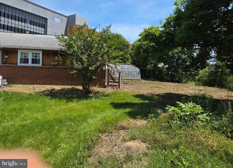 6501 Terry Dr, Springfield, VA 22150 photo 8