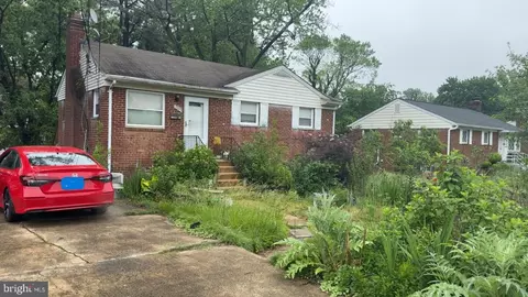3205 Hewitt St, Falls Church, VA 22042