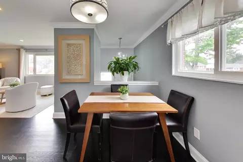 Dining - 7107 Healy Dr, Springfield, VA 22150 photo 2 of 2