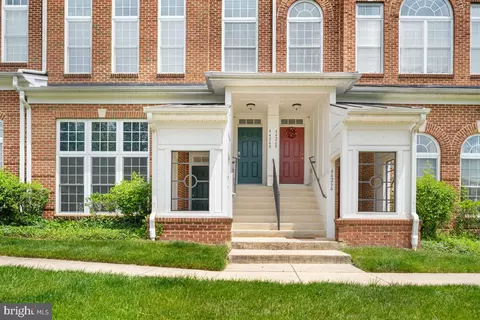 4424 A Eastwick Ct, Fairfax, VA 22033