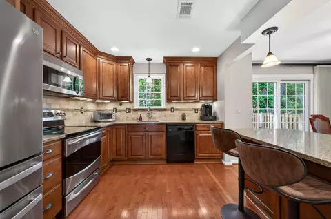 11737 Dry River Ct, Reston, VA 20191 photo 6