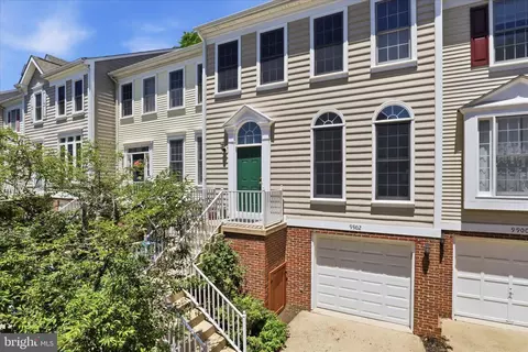 9902 Michael Schar Ct, Vienna, VA 22181