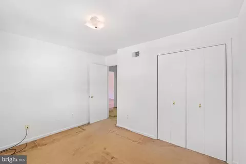 Bedroom - 6703 Red Jacket Rd, Springfield, VA 22152 photo 6 of 6