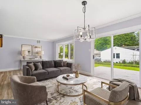 Living - 8416 Danford Ct, Springfield, VA 22152 photo 2 of 10