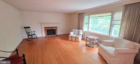 Living - 6220 Hardy Dr, Mclean, VA 22101 photo 1 of 2