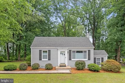 12131 Waples Mill Rd, Oakton, VA 22124