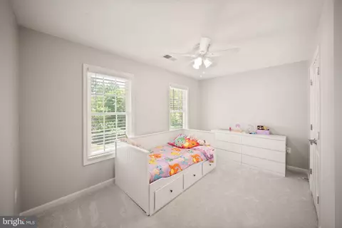 Bedroom - 7705 Ridgepark Ct, Springfield, VA 22153 photo 5 of 5