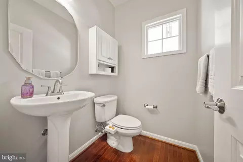 Other - 7705 Ridgepark Ct, Springfield, VA 22153 photo 6 of 25
