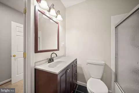 Entry Way - 7705 Ridgepark Ct, Springfield, VA 22153 photo 11 of 11