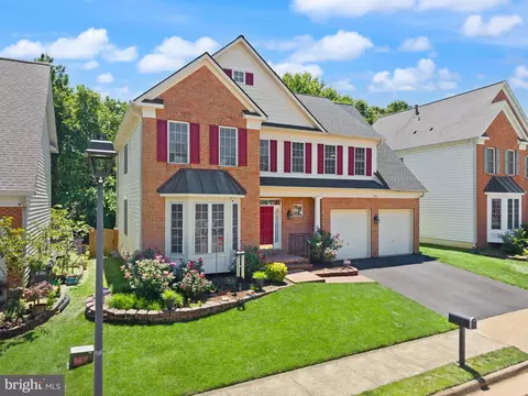Exterior - 7705 Ridgepark Ct, Springfield, VA 22153 photo 3 of 16