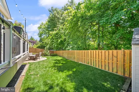 Exterior - 7705 Ridgepark Ct, Springfield, VA 22153 photo 12 of 16
