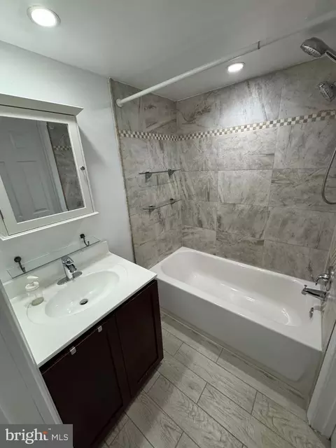 8353 B Dunham Ct #640, Springfield, VA 22152 photo 7