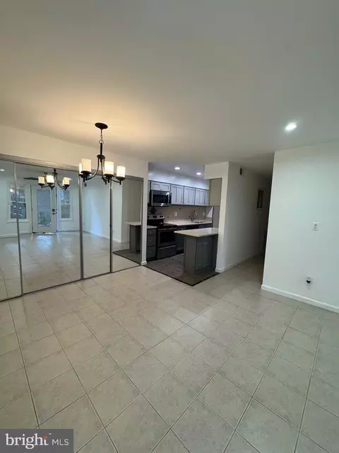 8353 B Dunham Ct #640, Springfield, VA 22152 photo 8