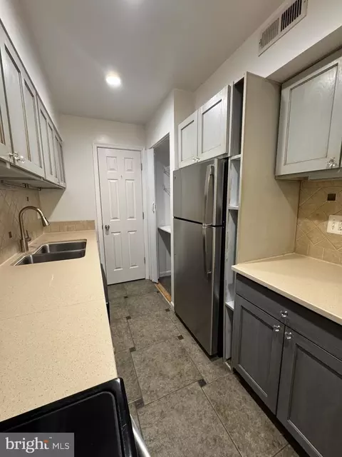 8353 B Dunham Ct #640, Springfield, VA 22152 photo 4