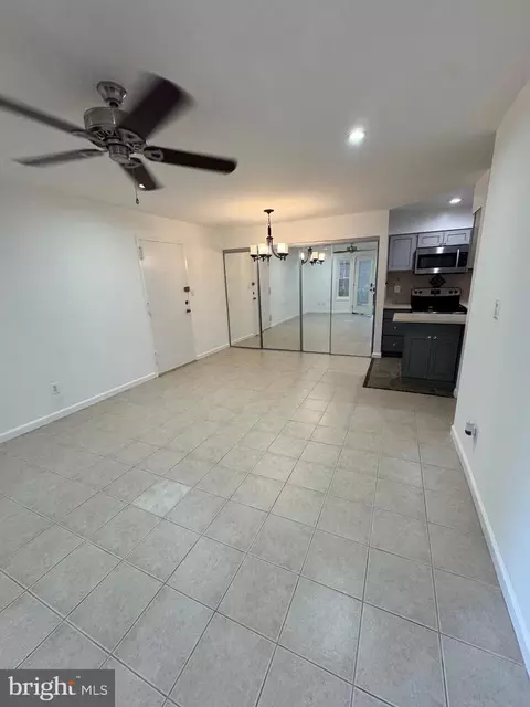 8353 B Dunham Ct #640, Springfield, VA 22152 photo 5