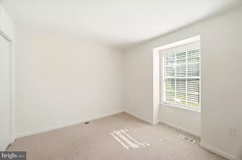 Bedroom - 7928 Gambrill Ct, Springfield, VA 22153 photo 5 of 5