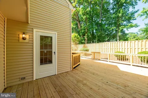 Exterior - 7928 Gambrill Ct, Springfield, VA 22153 photo 3 of 13