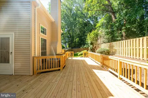 Exterior - 7928 Gambrill Ct, Springfield, VA 22153 photo 4 of 13